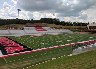 Danley J1-94 Jericho Horn Covers Thompson High Football Field