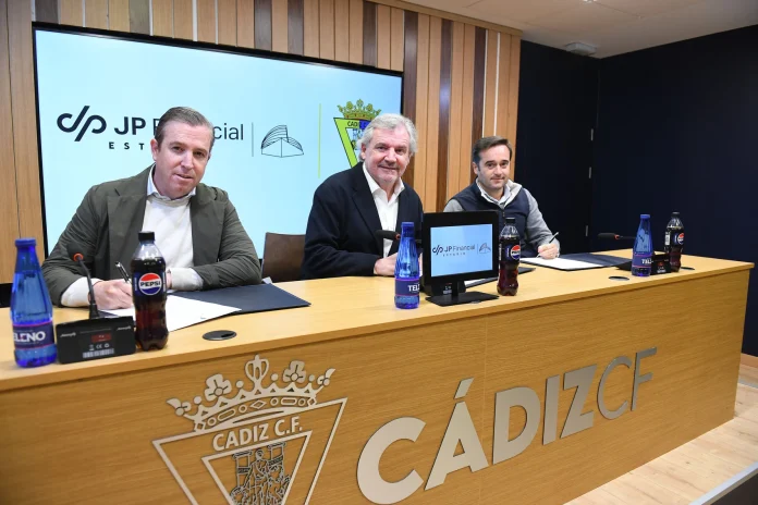 5963d0ee-c629-42e8-8f59-0913f63fcb65-517